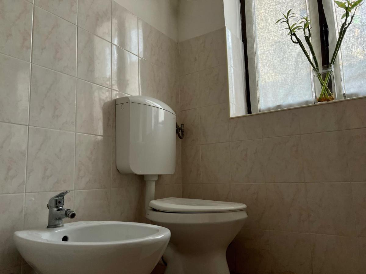 Novi Ligure Private Apartment Extérieur photo